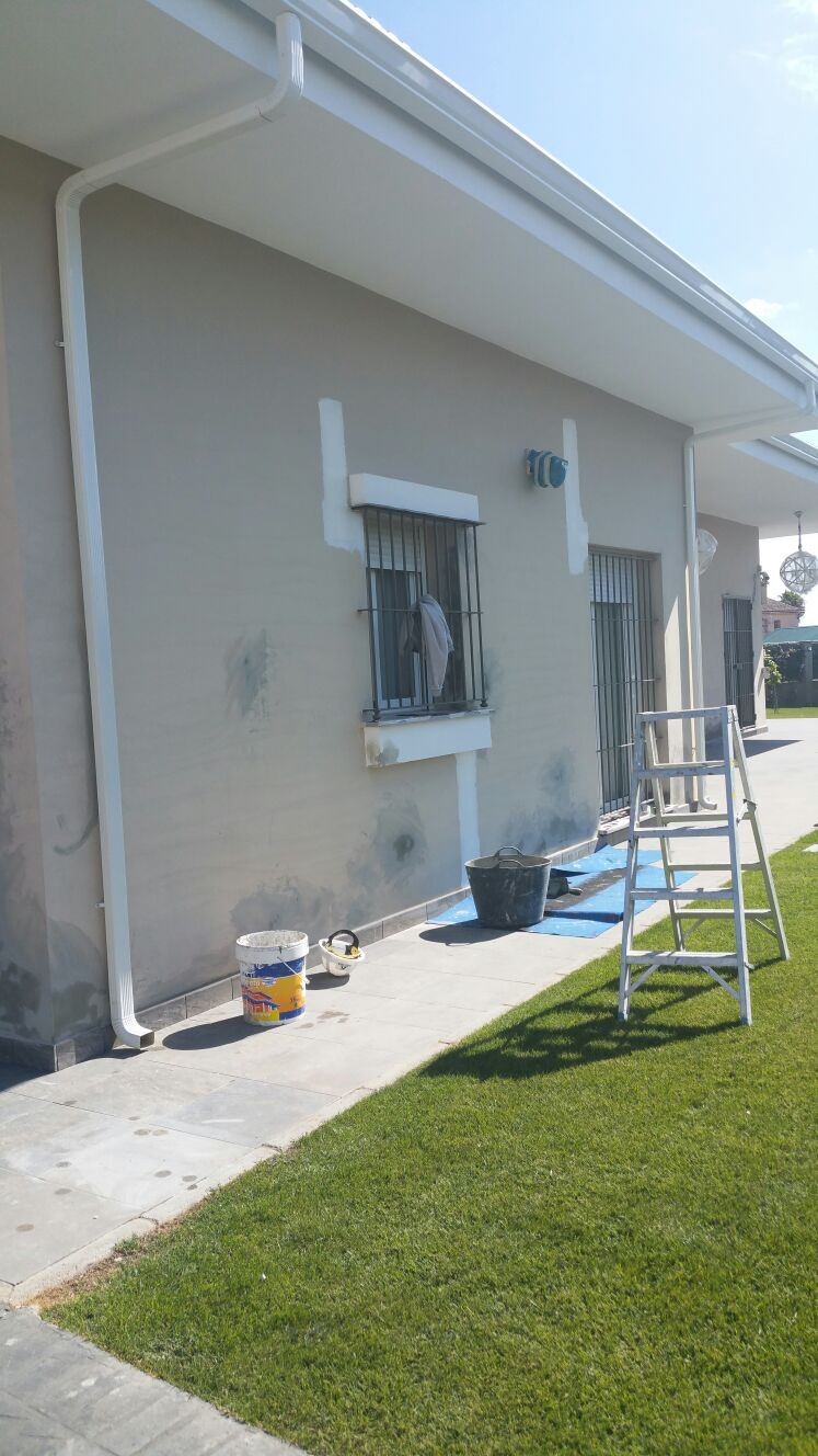 Restauración de fachada vivienda en Jerez