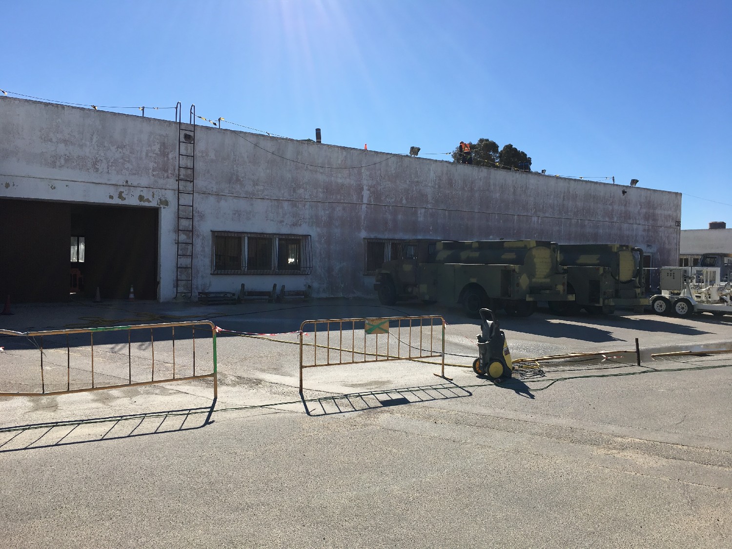 Rehabilitación de fachada, estructuras y fosos del edificio 612 de la Base Naval de Rota